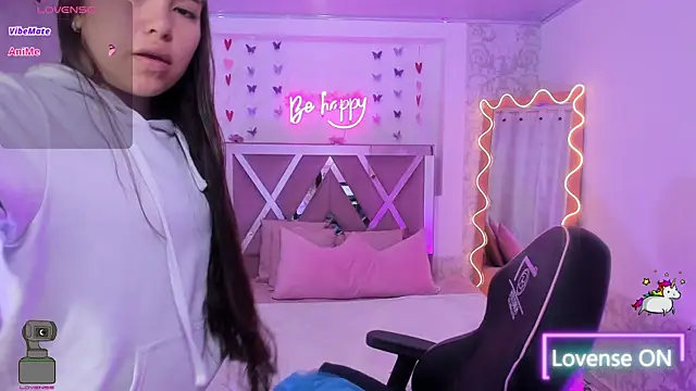 ISABELA TAY online show from 03/26/26, 11:38