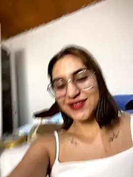 nani rosse of online show from 12/01/25, 11:43