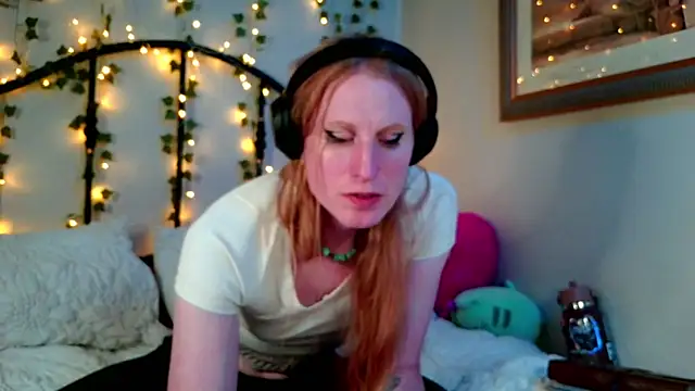 AngelCakexoxo online show from 06/10/26, 10:36