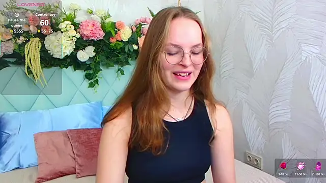 MadisonSmitt online show from 12/02/25, 05:13