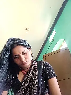 Pushpa hotty online show from 04/06/26, 04:46