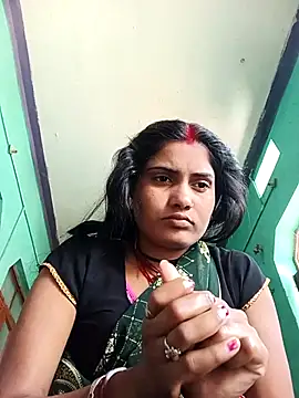 Pushpa hotty online show from 04/07/26, 04:57