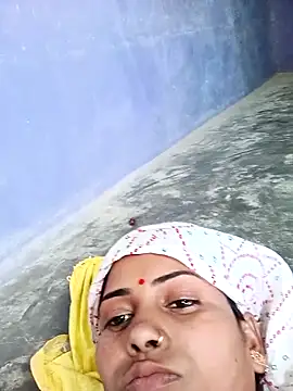 Pushpa hotty online show from 04/11/26, 09:24