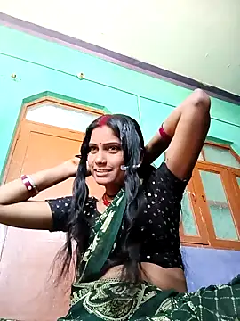 Pushpa hotty online show from 04/13/26, 03:56