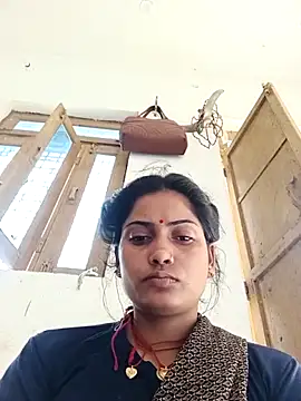 Pushpa hotty online show from 06/12/26, 02:21