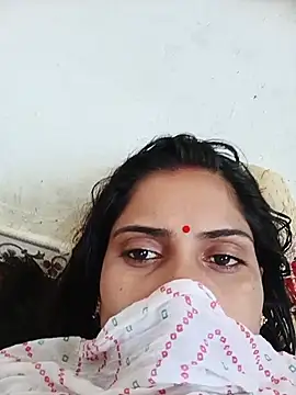 Pushpa hotty online show from 06/14/26, 04:25