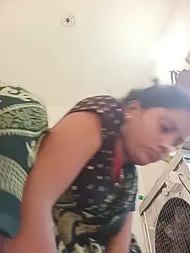 Pushpa hotty online show from 06/22/26, 01:51