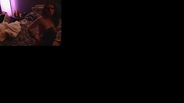 Snapshot of Donster907 chatting on 11/21/25, 09:08 Donster907 online show from 11/21/25, 09:08