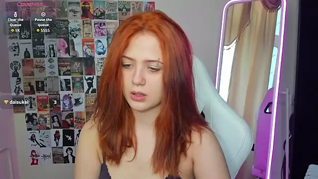 Anora Miller online show from 12/15/25, 08:18