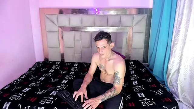 Sexybigjefffx online show from 12/04/25, 09:01