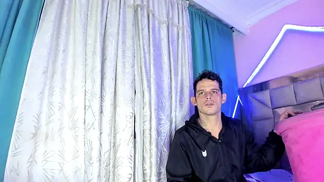 Sexybigjefffx online show from 12/19/25, 03:24