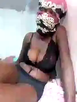 Molatane0 online show from 11/16/25, 12:22