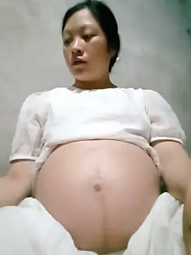 Micky baby online show from 05/17/26, 02:57