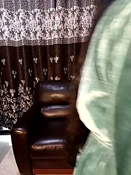 Angelic Princess online show from 11/16/25, 11:05