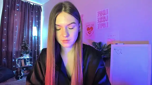 luna lust 212 online show from 03/16/26, 04:40