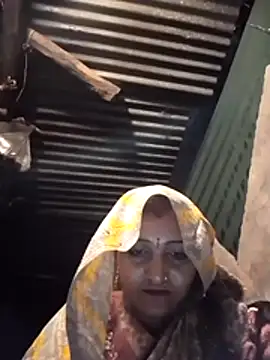 Snapshot of yanuw chatting on 12/02/25, 03:29 yanuw online show from 12/02/25, 03:29