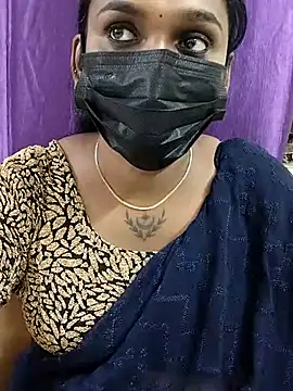 Snapshot of Dharshini98 chatting on 11/12/25, 01:00 Dharshini98 online show from 11/12/25, 01:00