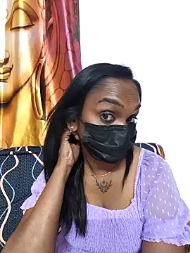 Snapshot of Dharshini98 chatting on 11/21/25, 10:08 Dharshini98 online show from 11/21/25, 10:08