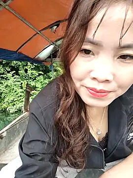 Snapshot of Site-loe chatting on 12/17/25, 01:55 Site-loe online show from 12/17/25, 01:55