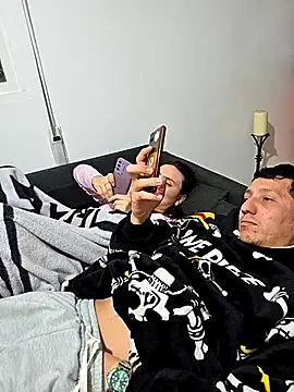 7milo online show from 02/15/26, 06:59