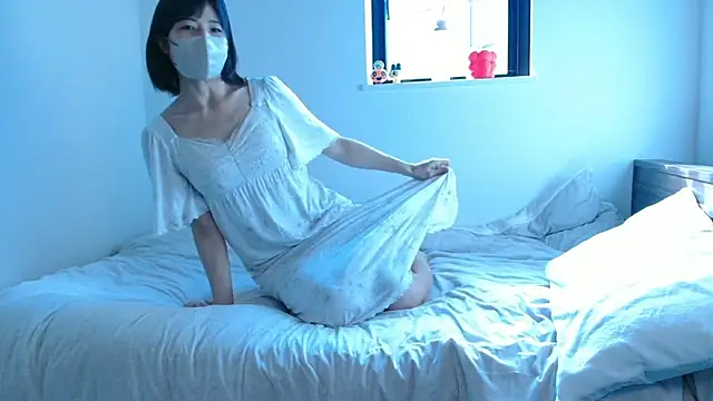 mayumichan13 online show from 11/16/25, 12:38