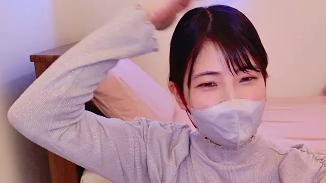 mayumichan13 online show from 12/17/25, 10:49