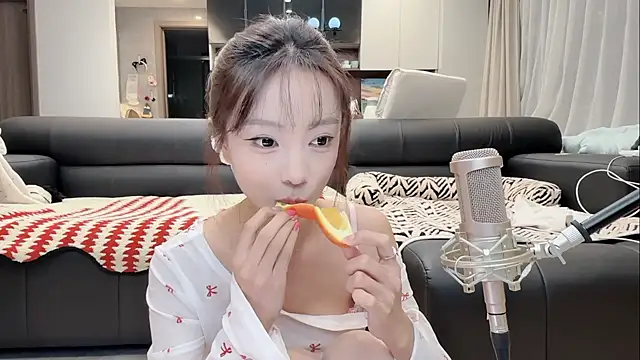 Butterbear online show from 01/14/26, 01:06