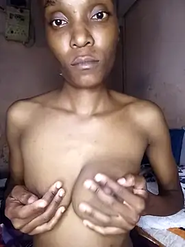 Beverlygurlx6 online show from 04/04/26, 08:39