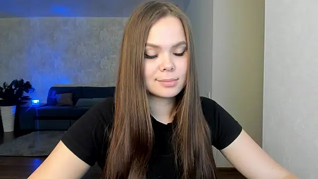 Kira love 81 online show from 05/10/26, 04:17