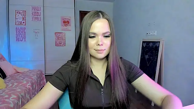 Kira love 81 online show from 05/21/26, 07:43