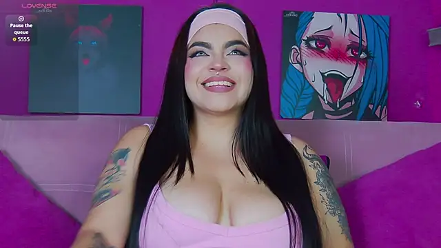 antonella contti  online show from 12/15/25, 07:51