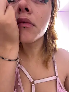 NinaSakura Eup online show from 11/18/25, 11:36