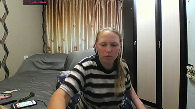 JenniDeep online show from 05/31/26, 05:53
