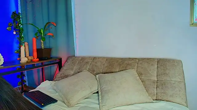 lizzy kane online show from 01/15/26, 08:12