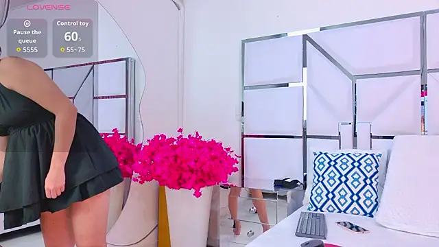 VeronicaSttar online show from 01/19/26, 11:47