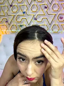 MelanyyJhonson15 online show from 12/18/25, 08:37