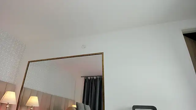 Sasha Wolff online show from 03/31/26, 07:03