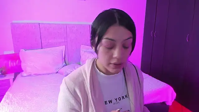 AmmySweett1 online show from 11/25/25, 03:39