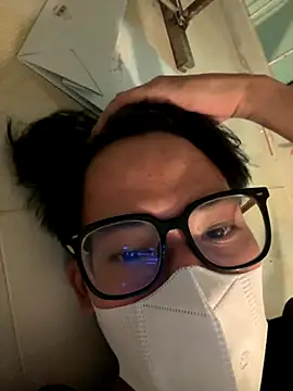 MEFUN- online show from 11/18/25, 04:55