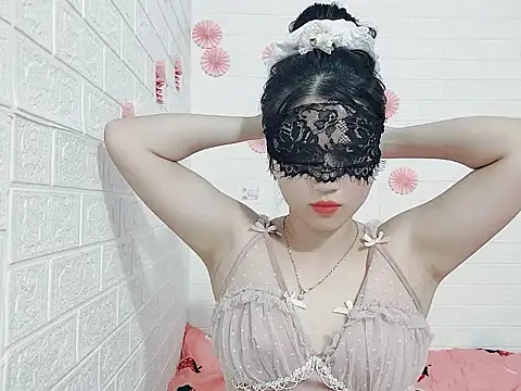 Snapshot of Kass8386 chatting on 12/23/25, 05:05 Kass8386 online show from 12/23/25, 05:05