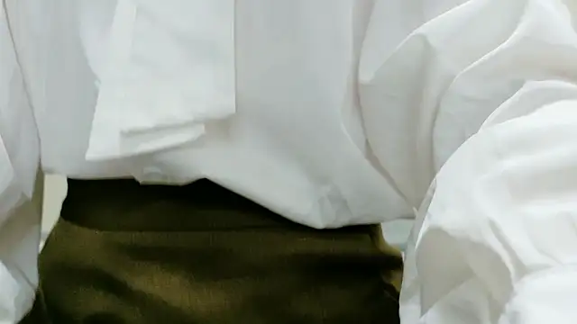 Snapshot of akane_room chatting on 11/23/25, 01:16 akane room online show from 11/23/25, 01:16