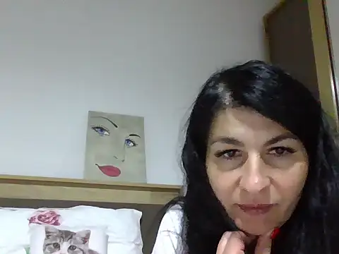 Snapshot of Elennbaby05 chatting on 11/14/25, 07:34 Elennbaby05 online show from 11/14/25, 07:34