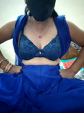 mahalaxmi teluguammai online show from 12/17/25, 04:07