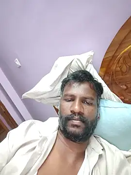 Snapshot of Paramkeerthi chatting on 07/17/26, 05:18 Paramkeerthi online show from 07/17/26, 05:18