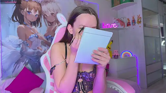 CheekySashaCharm online show from 05/02/26, 06:51