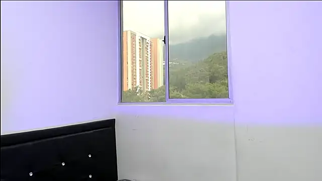 nicolvibes 212 online show from 12/18/25, 10:16