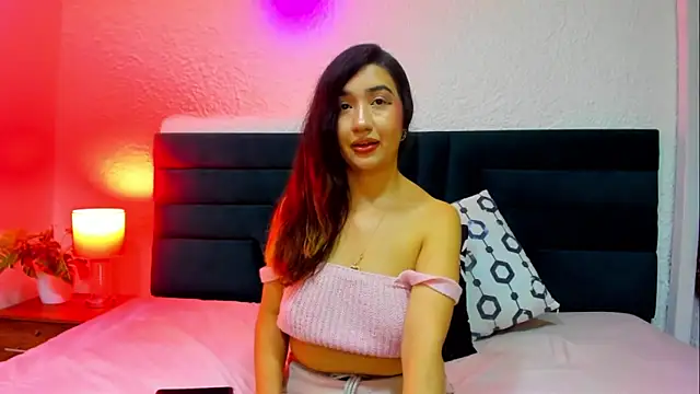 VictoriaRouge  online show from 03/03/26, 04:18