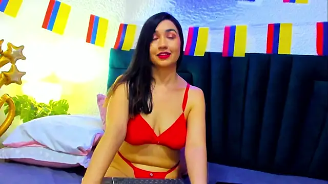 VictoriaRouge  online show from 07/07/26, 12:02