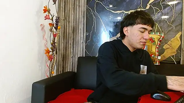 Tommy160920 online show from 11/21/25, 01:10