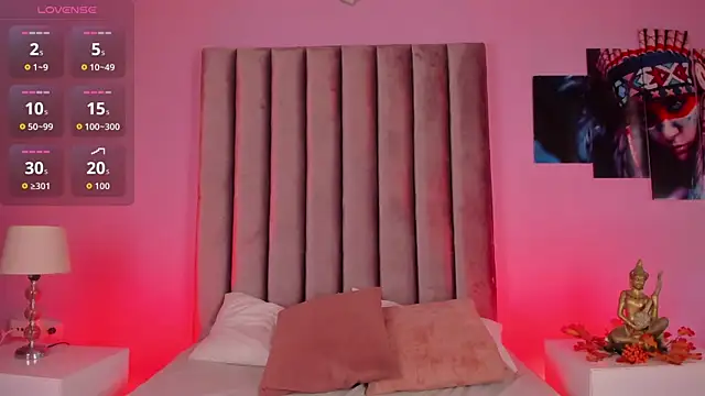 GabrielaSuarez  online show from 04/15/26, 08:42